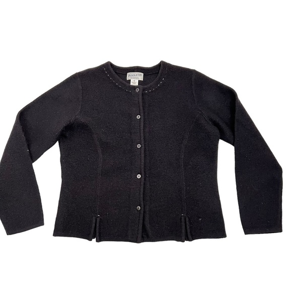 PENDLETON 100% Virgin Wool Black Beaded Cardigan Size Medium - Picture 9 of 10